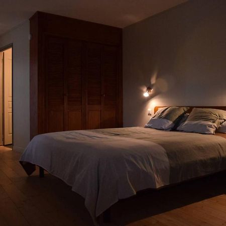 De L'Autre Cote Bed & Breakfast Garlin Ngoại thất bức ảnh