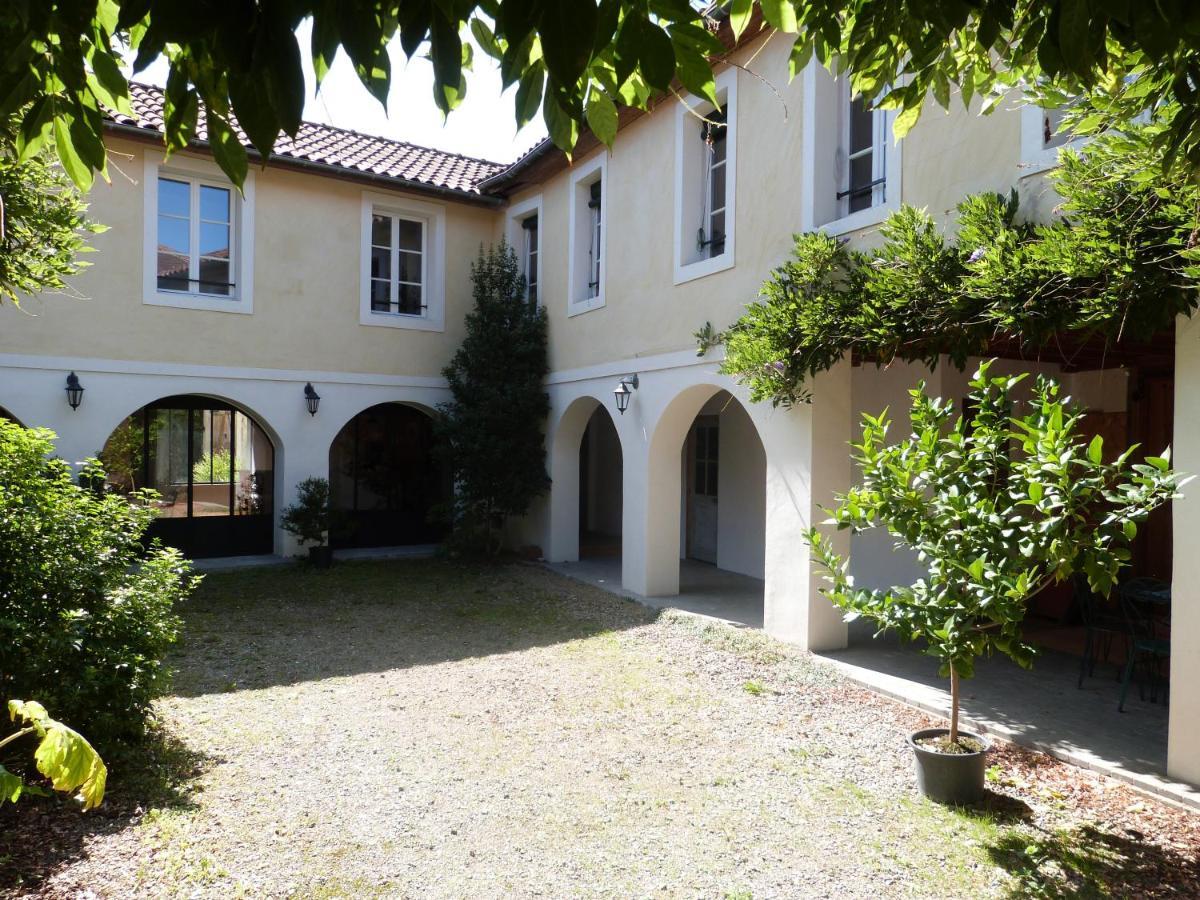De L'Autre Cote Bed & Breakfast Garlin Ngoại thất bức ảnh