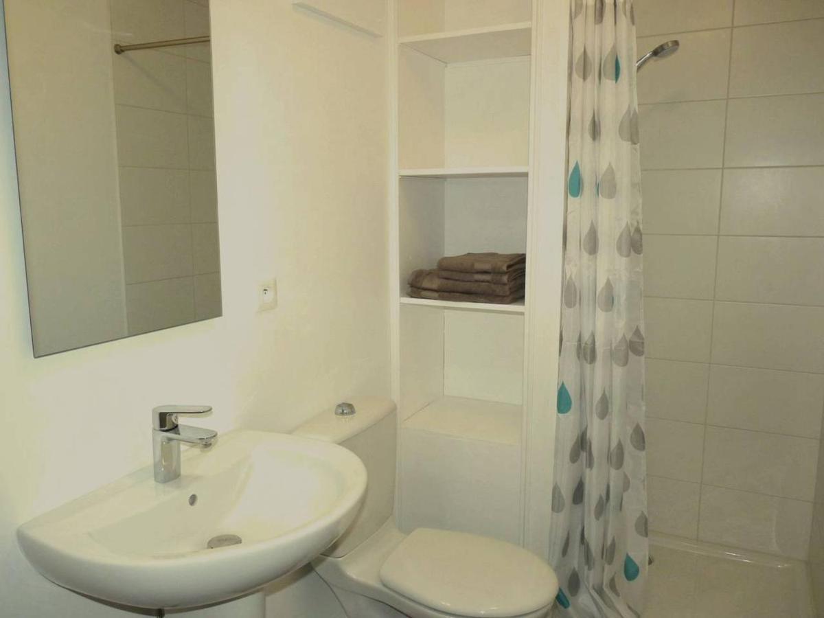 De L'Autre Cote Bed & Breakfast Garlin Ngoại thất bức ảnh