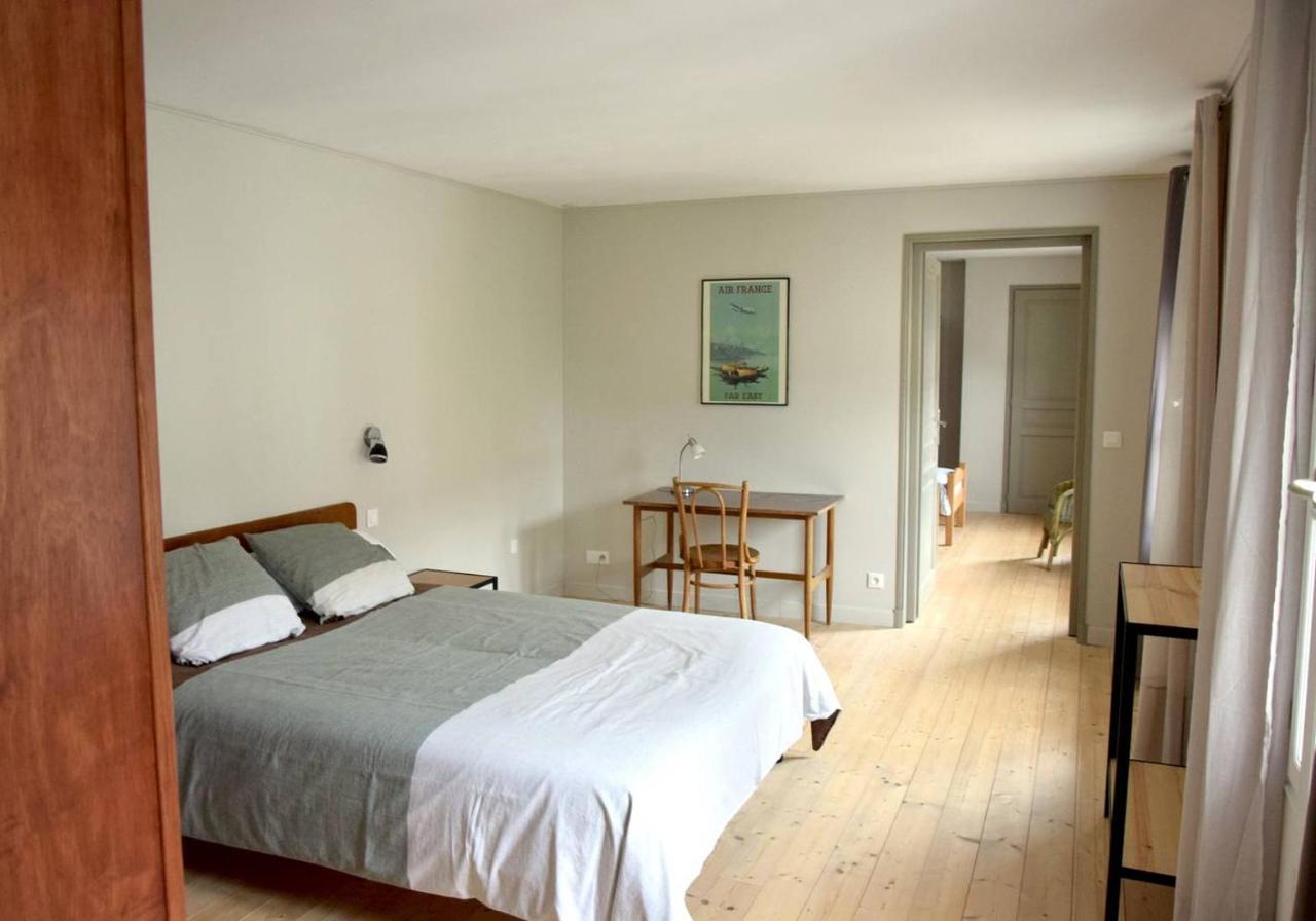 De L'Autre Cote Bed & Breakfast Garlin Ngoại thất bức ảnh